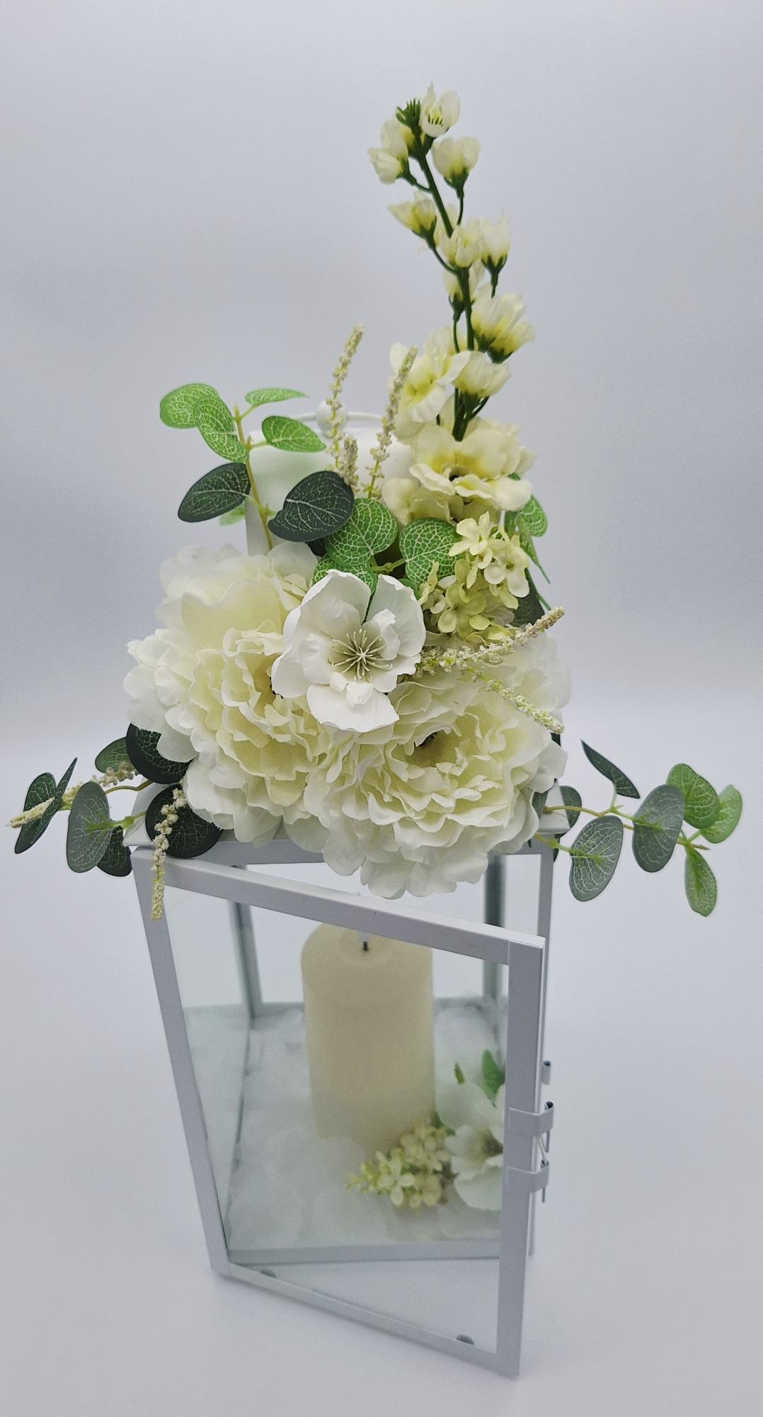 Classic Whites & Ivory (L)