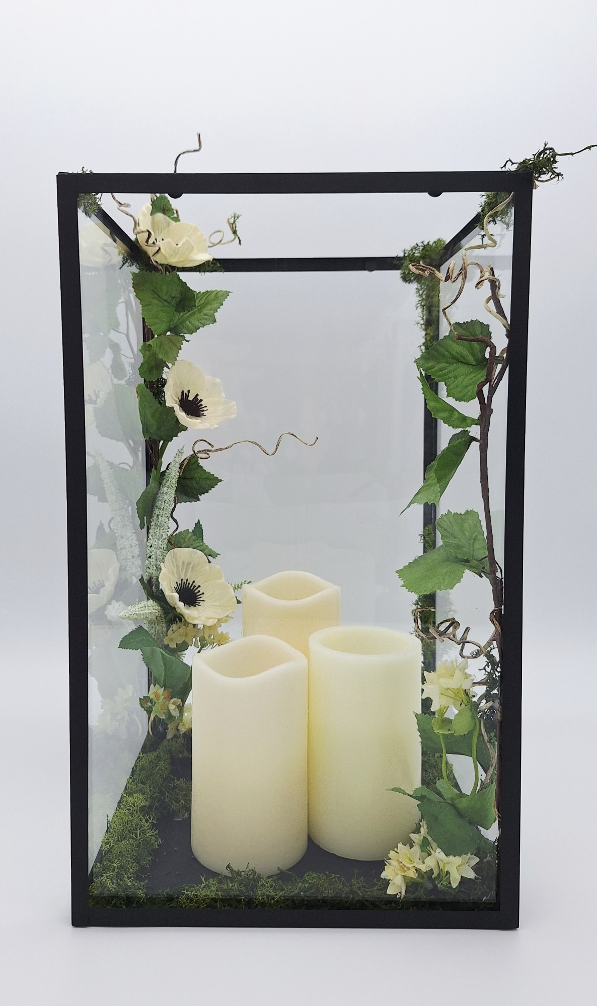 Dramatic Black & Ivory Lantern (L)